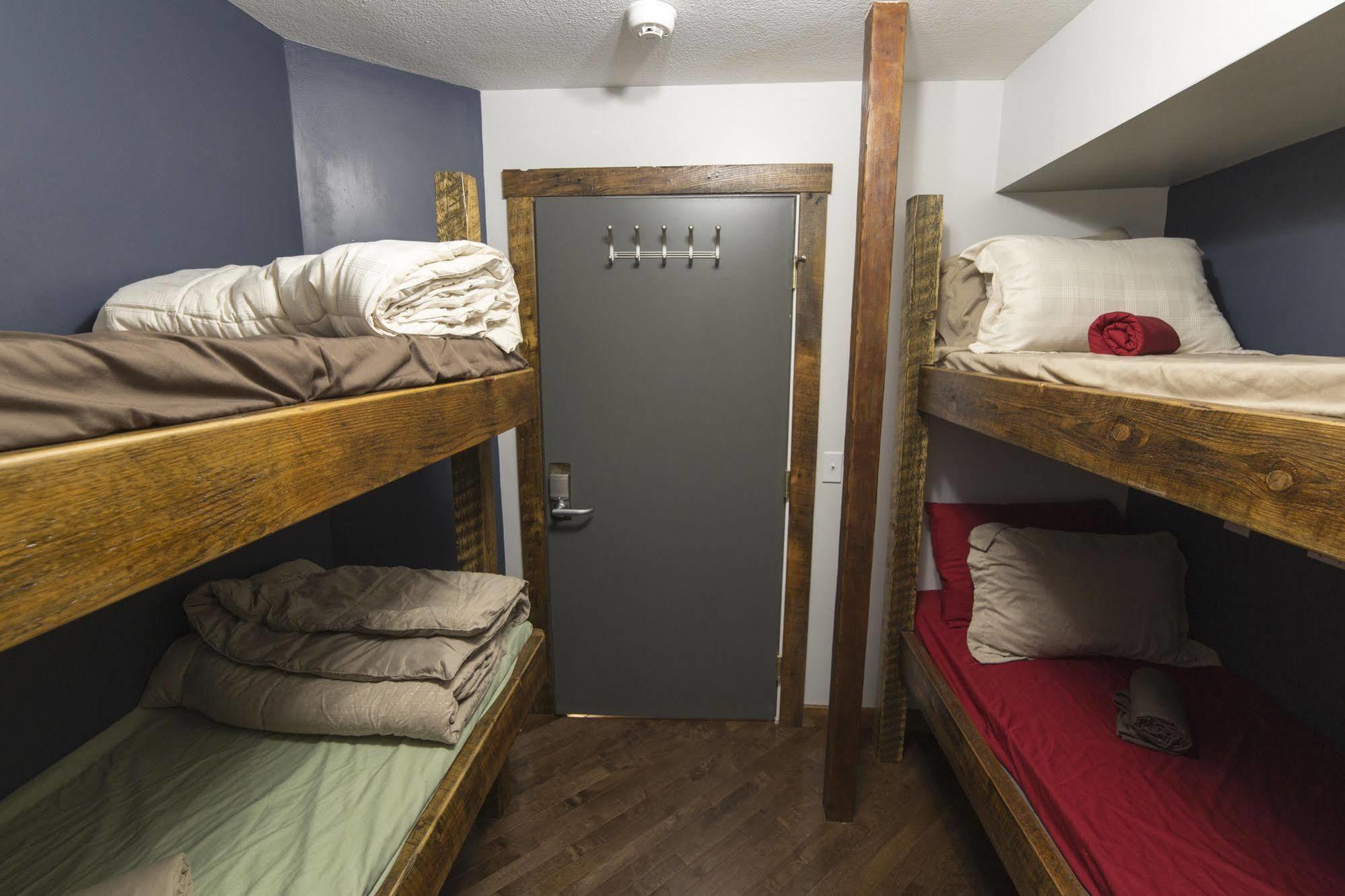 Ski Inn Girdwood Extérieur photo