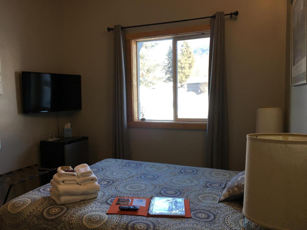 Ski Inn Girdwood Extérieur photo